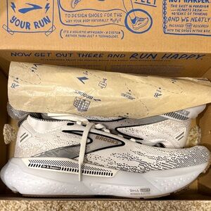 Brooks Women’s Glycerin 21 Stealthfit GTS- BNIB